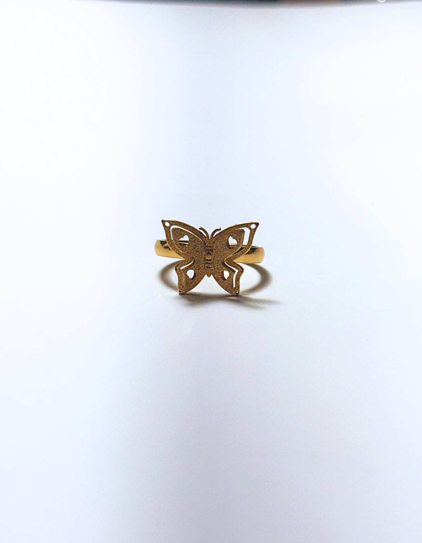 Butterfly ring