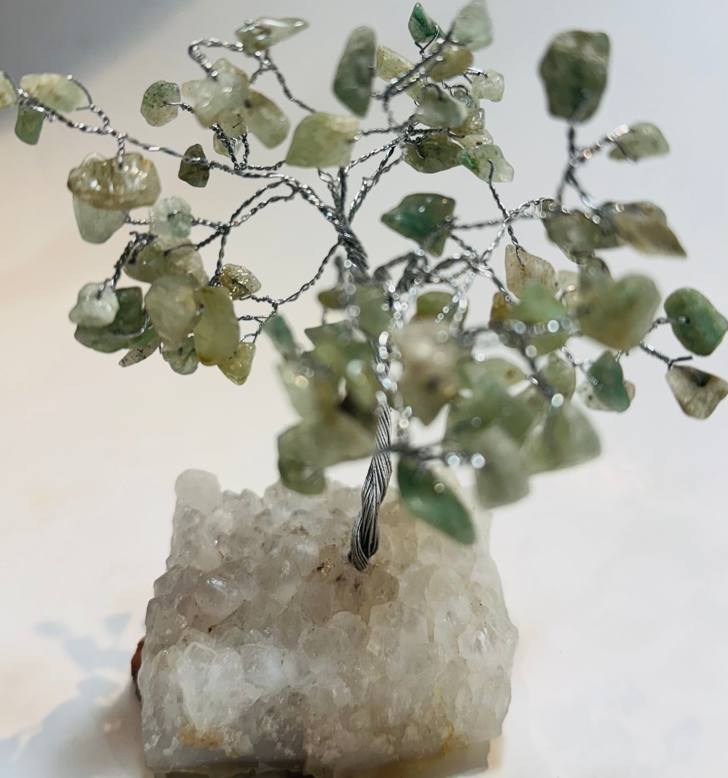 Gem trees on green Quartz
